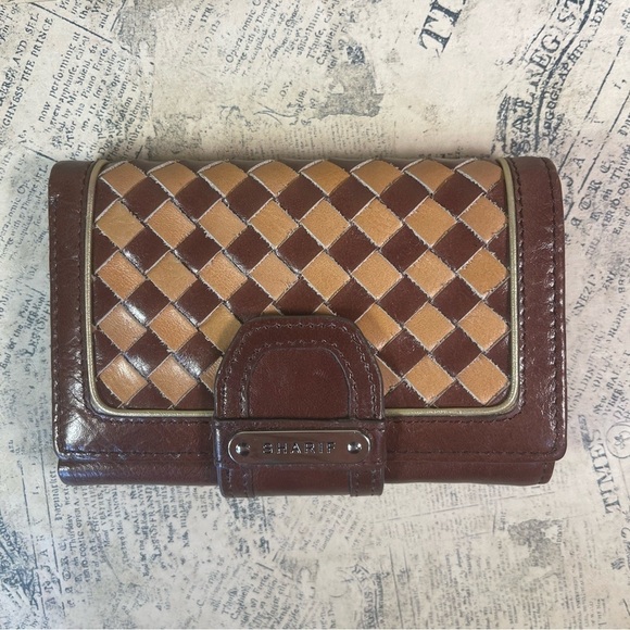 Sharif woven leather  trifold wallet - Picture 1 of 11